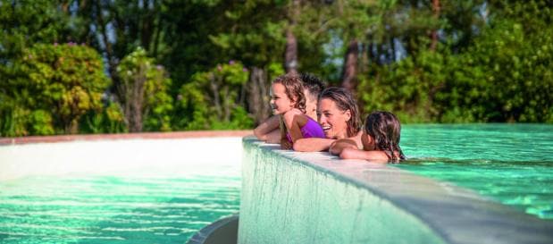 Plongeons à volonté à l’Aqua Mundo et activités en plein air