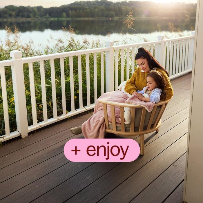 Enjoy the soothing view over the countryside from your cosy cottage
