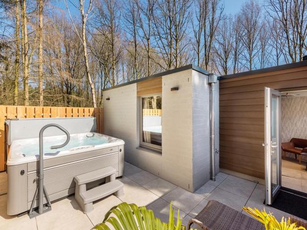 Ferienhäuser mit Whirlpool & Sauna in Holland